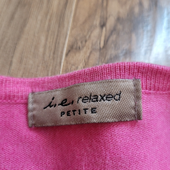 i.e. Relaxed Petite Size XL Button Front Sweater - Picture 5 of 11